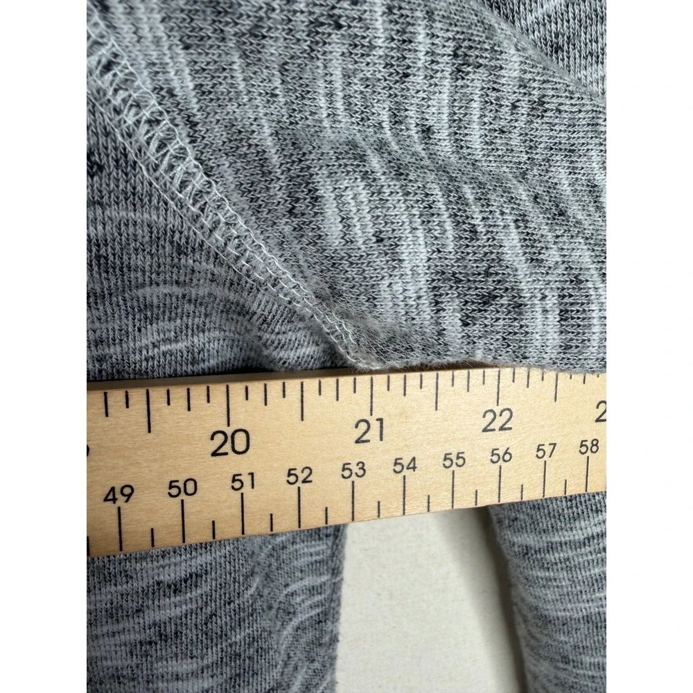 Adidas Men's Crossup Pullover Hoodie size Medium Heather Gray‎